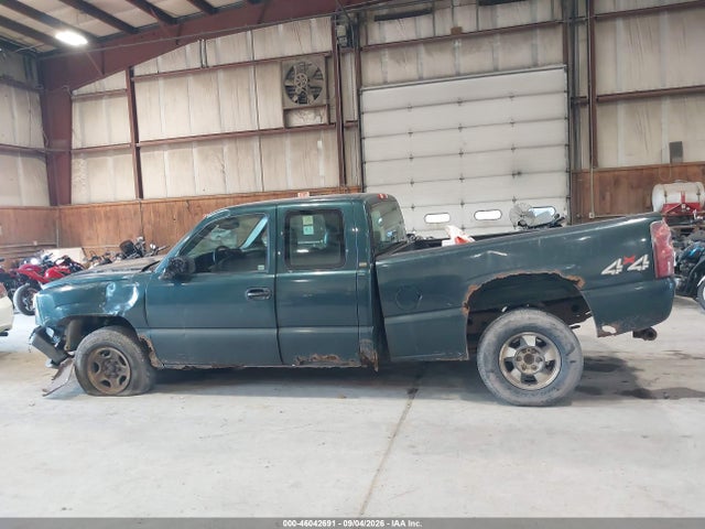 Продажа на аукционе авто 2003 Chevrolet Silverado 1500, vin: 2GCEK19T031371378, номер лота: 46042691
