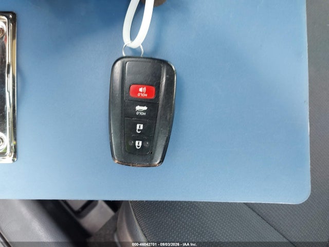 Toyota Corolla Hybrid Le 2022 JTDEAMDE8NJ045124 Image 11