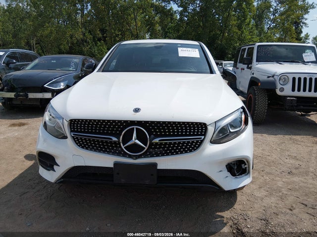 46042719 :رقم المزاد ، WDC0J4KB1KF631692 vin ، 2019 Mercedes-benz Glc 300 Coupe 4matic مزاد بيع