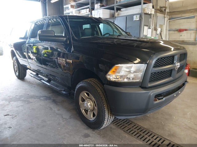 46042721 :رقم المزاد ، 3C6TR5HT5HG730385 vin ، 2017 Ram 2500 Tradesman  4x4 8' Box مزاد بيع