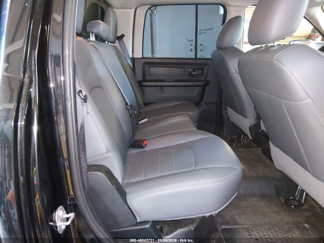 46042721 :رقم المزاد ، 3C6TR5HT5HG730385 vin ، 2017 Ram 2500 Tradesman  4x4 8' Box مزاد بيع