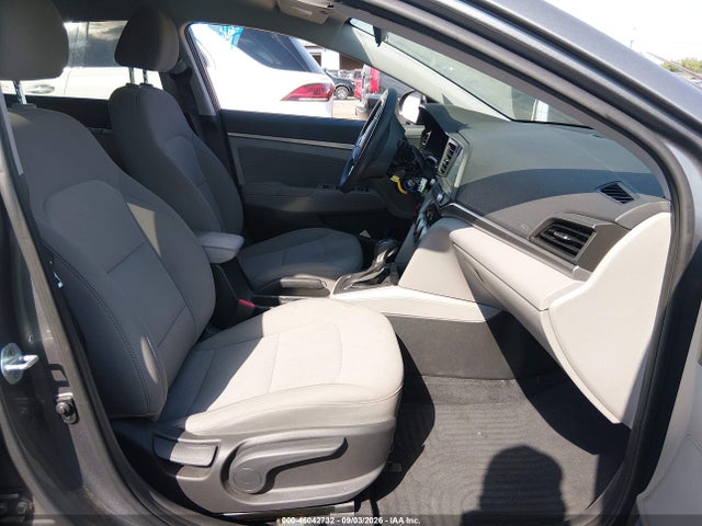 Продажа на аукционе авто 2019 Hyundai Elantra Sel, vin: 5NPD84LF5KH446863, номер лота: 46042732