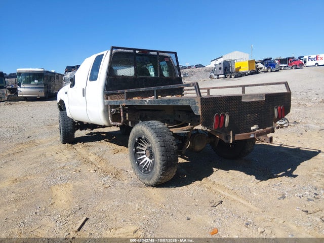 2003 Ford F-250 Lariat/xl/xlt მანქანა იყიდება აუქციონზე, vin: 1FTNX21L43EA73353, აუქციონის ნომერი: 46042749