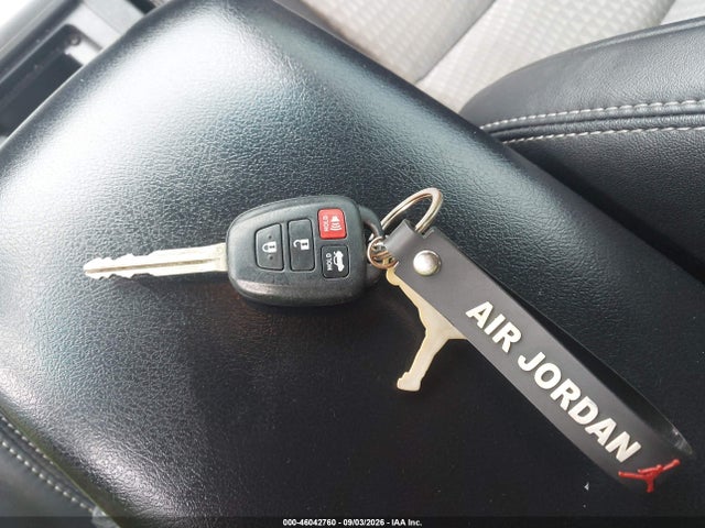 46042760 :رقم المزاد ، 4T1BF1FK8EU856101 vin ، 2014 Toyota Camry Se Sport مزاد بيع