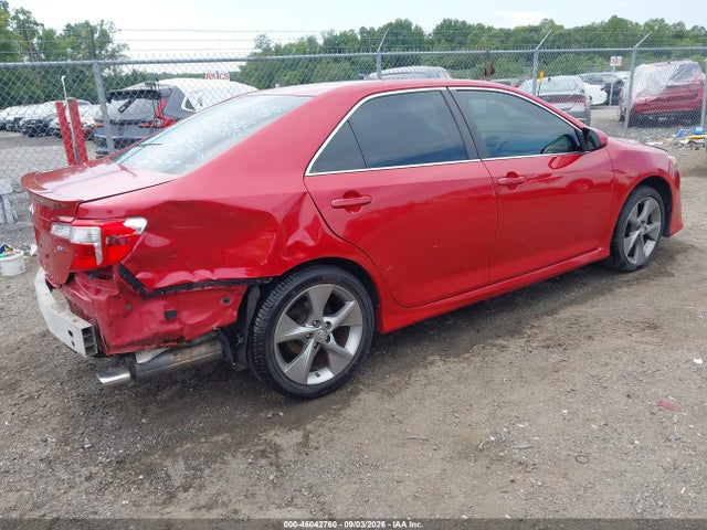 46042760 :رقم المزاد ، 4T1BF1FK8EU856101 vin ، 2014 Toyota Camry Se Sport مزاد بيع