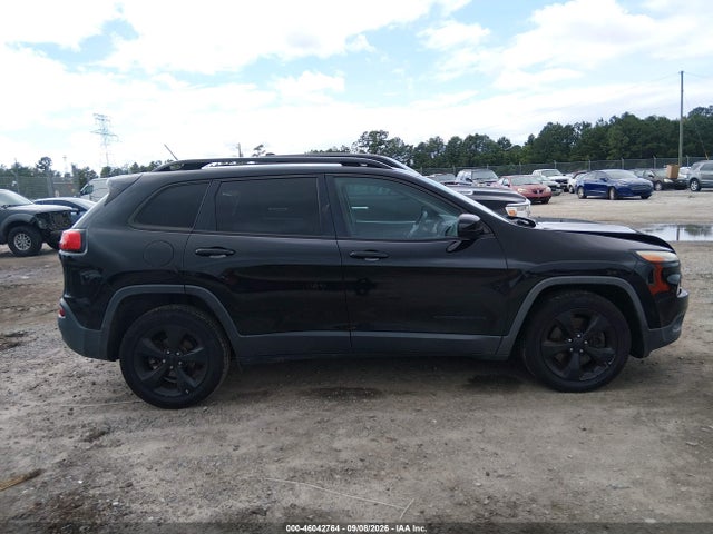 46042764 :رقم المزاد ، 1C4PJLCB8JD620583 vin ، 2018 Jeep Cherokee Latitude Fwd مزاد بيع