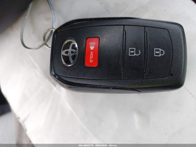Продажа на аукционе авто 2026 Toyota Prius Le, vin: JTDACAAU0T3079790, номер лота: 46042776