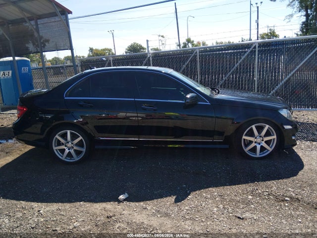 Aukcja sprzedaży 2012 Mercedes-benz C 300 Sport 4matic, vin: WDDGF8BB0CA687530, numer aukcji: 46042837