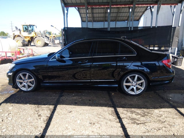 Aukcja sprzedaży 2012 Mercedes-benz C 300 Sport 4matic, vin: WDDGF8BB0CA687530, numer aukcji: 46042837