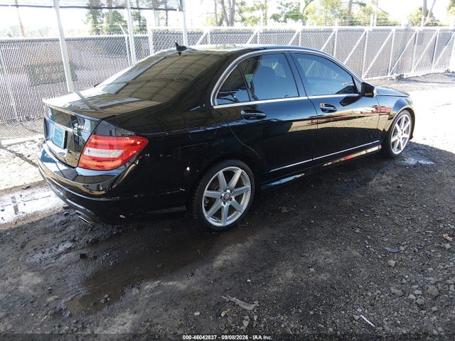 Aukcja sprzedaży 2012 Mercedes-benz C 300 Sport 4matic, vin: WDDGF8BB0CA687530, numer aukcji: 46042837