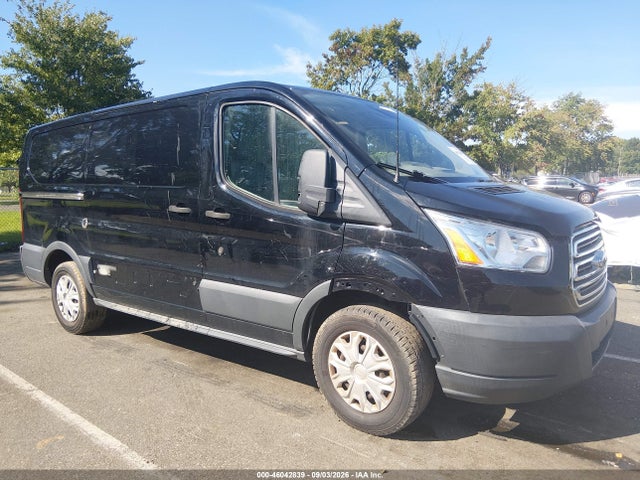 2017 Ford Transit-150 მანქანა იყიდება აუქციონზე, vin: 1FTYE1YM9HKA53362, აუქციონის ნომერი: 46042839