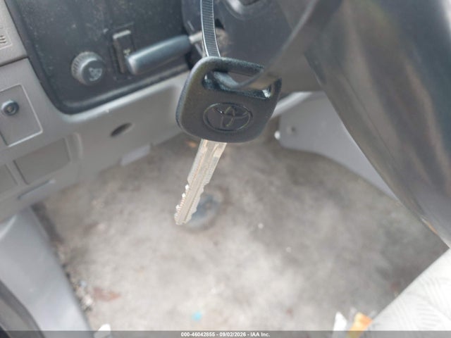 46042855 :رقم المزاد ، JT3HN86R329075271 vin ، 2002 Toyota 4runner Sr5 V6 مزاد بيع