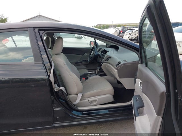 Продажа на аукционе авто 2012 Honda Civic Lx, vin: 19XFB2F55CE357754, номер лота: 46042864