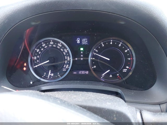 Продаж на аукціоні авто 2013 Lexus Is 250c, vin: JTHFF2C26D2527762, номер лоту: 46042891
