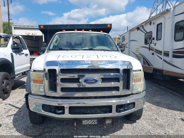 46042988 :رقم المزاد ، 1FDAF57R38EA90372 vin ، 2008 Ford Super Duty F-550 Drw Xl/xlt مزاد بيع
