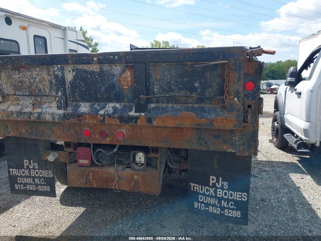 46042988 :رقم المزاد ، 1FDAF57R38EA90372 vin ، 2008 Ford Super Duty F-550 Drw Xl/xlt مزاد بيع