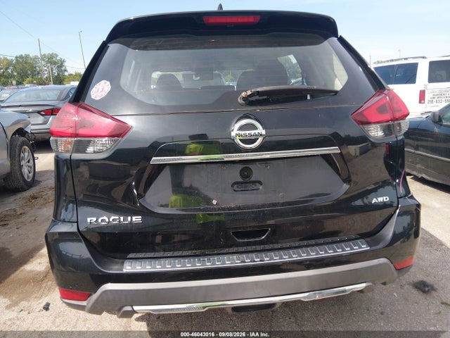46043016 :رقم المزاد ، KNMAT2MV5HP598845 vin ، 2017 Nissan Rogue S مزاد بيع