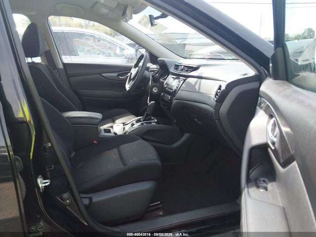46043016 :رقم المزاد ، KNMAT2MV5HP598845 vin ، 2017 Nissan Rogue S مزاد بيع