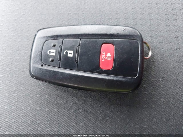 Toyota Prius Two 2016 JTDKBRFU2G3520050 Image 11