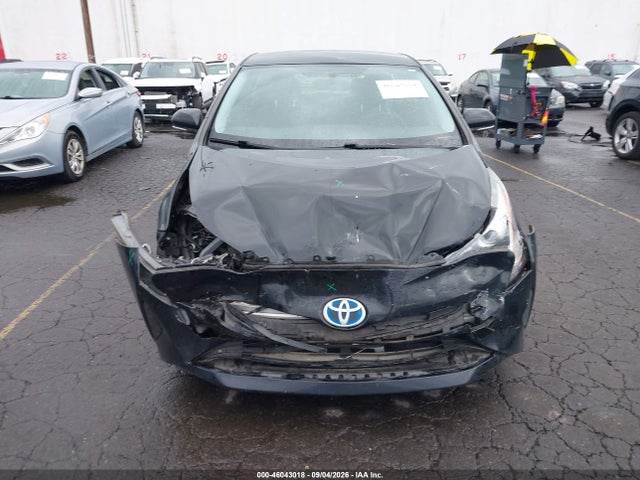 Toyota Prius Two 2016 JTDKBRFU2G3520050 Image 12