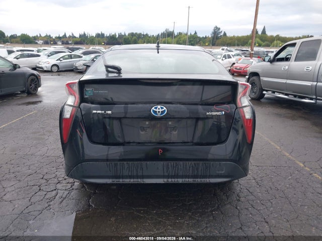 Toyota Prius Two 2016 JTDKBRFU2G3520050 Image 16