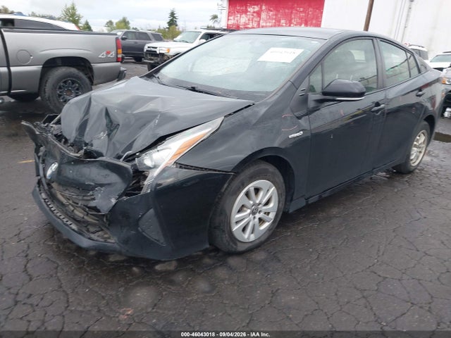 Toyota Prius Two 2016 JTDKBRFU2G3520050 Image 2