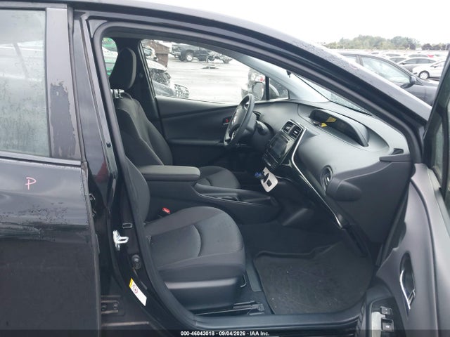 Toyota Prius Two 2016 JTDKBRFU2G3520050 Image 5