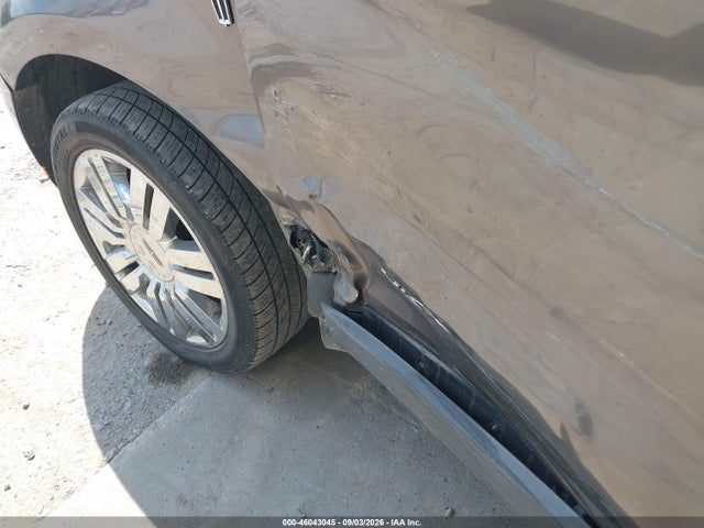 46043045 :رقم المزاد ، 2LMDJ6JC4ABJ26212 vin ، 2010 Lincoln Mkx مزاد بيع