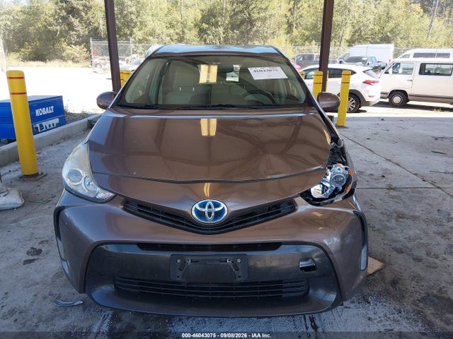 Toyota Prius V Four 2015 JTDZN3EU6FJ019922 Image 12