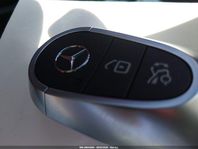 W1KMK4HB8TF105031 Mercedes-Benz Cle 300