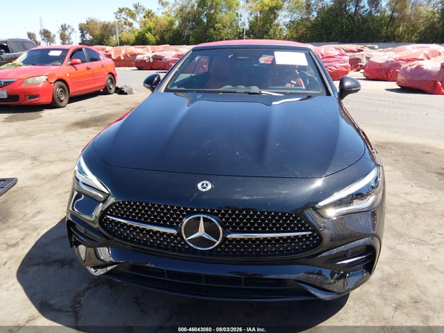 W1KMK4HB8TF105031 Mercedes-Benz Cle 300