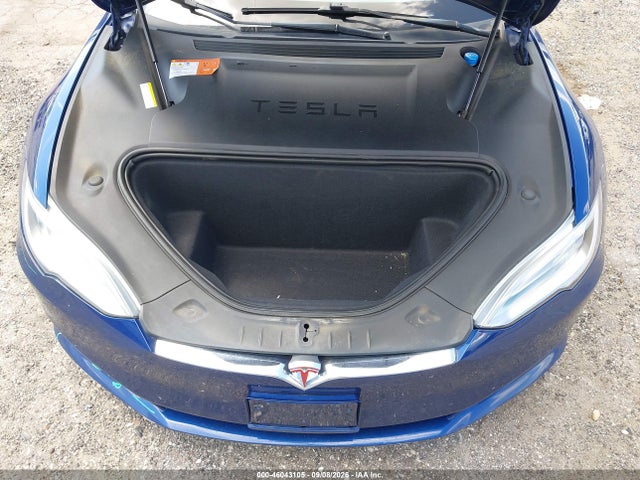 46043105 :رقم المزاد ، 5YJSA1E46GF147619 vin ، 2016 Tesla Model S مزاد بيع