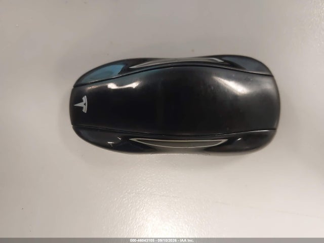 46043105 :رقم المزاد ، 5YJSA1E46GF147619 vin ، 2016 Tesla Model S مزاد بيع