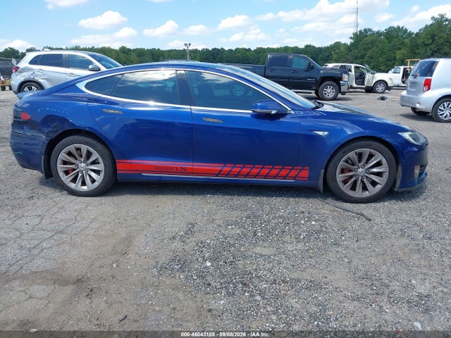 46043105 :رقم المزاد ، 5YJSA1E46GF147619 vin ، 2016 Tesla Model S مزاد بيع