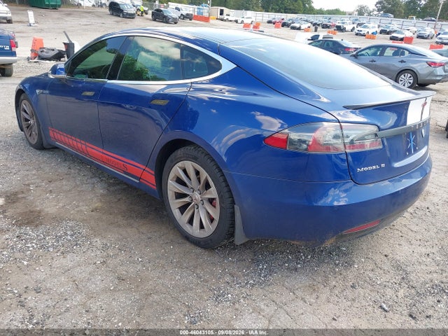 46043105 :رقم المزاد ، 5YJSA1E46GF147619 vin ، 2016 Tesla Model S مزاد بيع