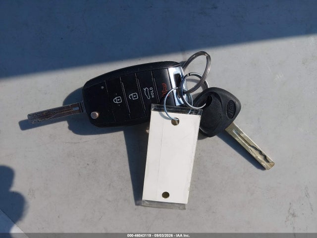 2015 Kia Optima Lx მანქანა იყიდება აუქციონზე, vin: 5XXGM4A78FG479345, აუქციონის ნომერი: 46043119