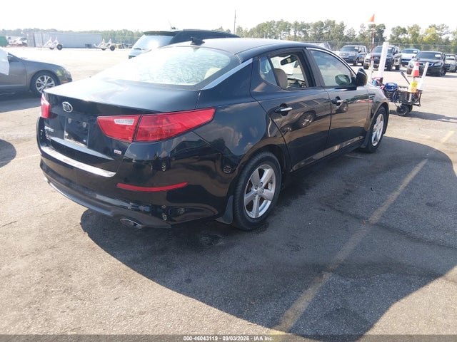 2015 Kia Optima Lx მანქანა იყიდება აუქციონზე, vin: 5XXGM4A78FG479345, აუქციონის ნომერი: 46043119