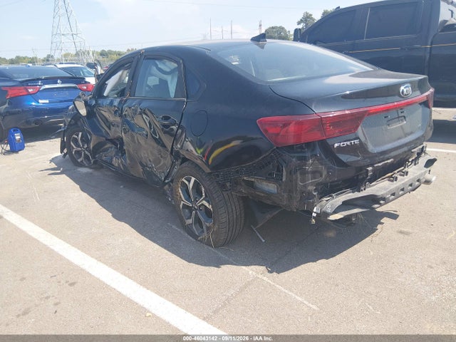 2019 Kia Forte Lxs მანქანა იყიდება აუქციონზე, vin: 3KPF24AD1KE103290, აუქციონის ნომერი: 46043142