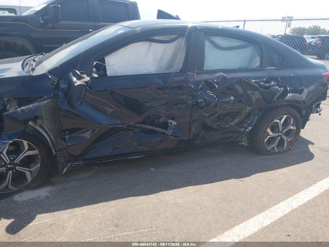 2019 Kia Forte Lxs მანქანა იყიდება აუქციონზე, vin: 3KPF24AD1KE103290, აუქციონის ნომერი: 46043142