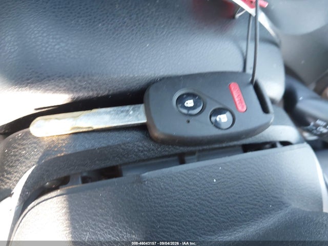 46043157 :رقم المزاد ، JHMGE8H33CC035291 vin ، 2012 Honda Fit مزاد بيع