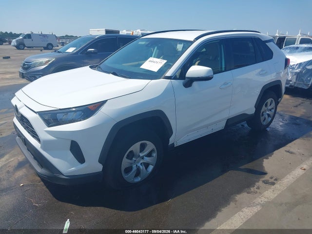 46043177 :رقم المزاد ، 2T3G1RFVXMC236838 vin ، 2021 Toyota Rav4 Le مزاد بيع