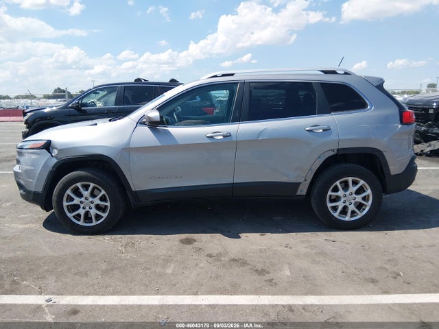 46043178 :رقم المزاد ، 1C4PJMCB8FW558703 vin ، 2015 Jeep Cherokee Latitude مزاد بيع