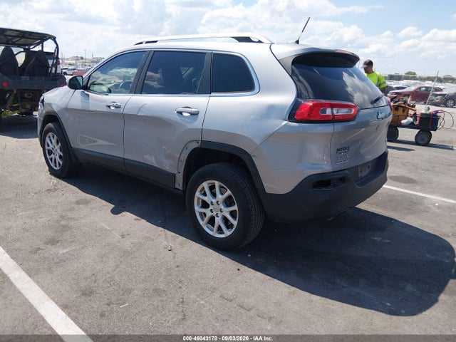 46043178 :رقم المزاد ، 1C4PJMCB8FW558703 vin ، 2015 Jeep Cherokee Latitude مزاد بيع