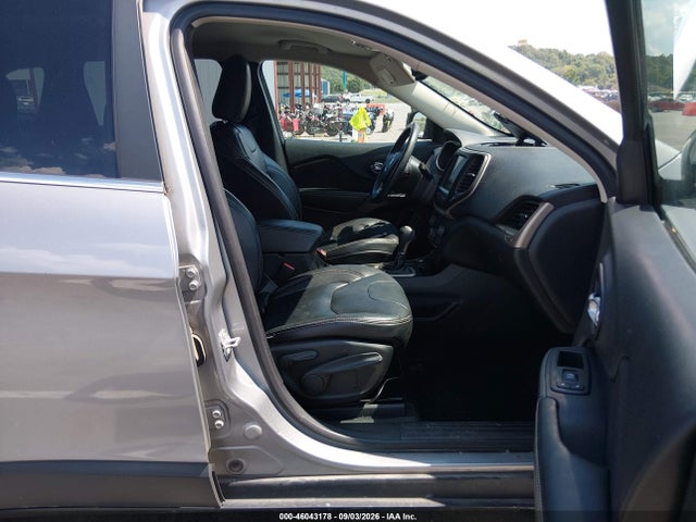 46043178 :رقم المزاد ، 1C4PJMCB8FW558703 vin ، 2015 Jeep Cherokee Latitude مزاد بيع