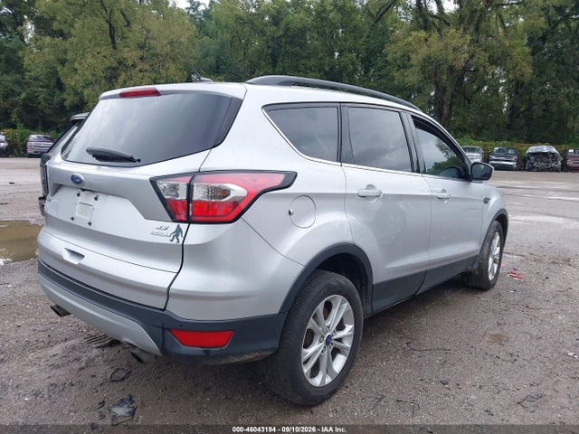 46043194 :رقم المزاد ، 1FMCU0G92HUE52974 vin ، 2017 Ford Escape Se مزاد بيع
