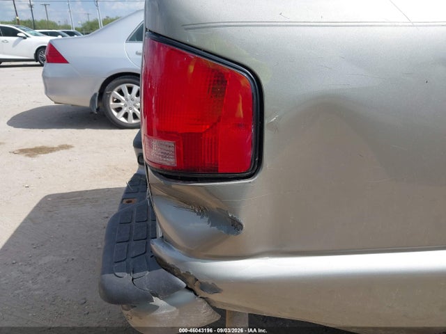 Продажа на аукционе авто 2001 Gmc Sonoma Sls, vin: 1GTCS195718102975, номер лота: 46043196