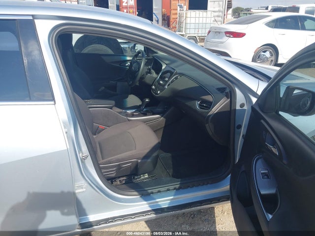 Продажа на аукционе авто 2017 Chevrolet Malibu 1lt, vin: 1G1ZE5ST5HF171518, номер лота: 46043198