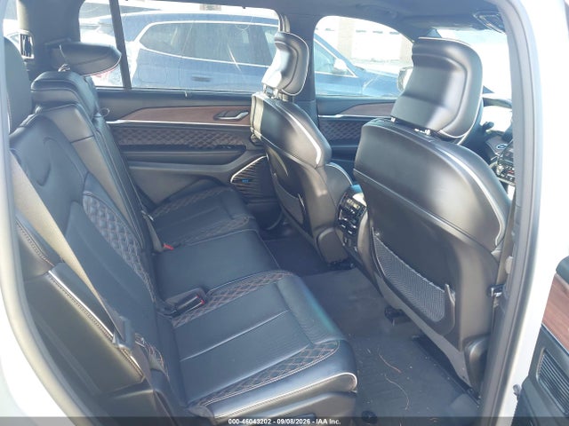 Aukcja sprzedaży 2023 Jeep Grand Cherokee L Summit 4x4, vin: 1C4RJKET2P8766794, numer aukcji: 46043202