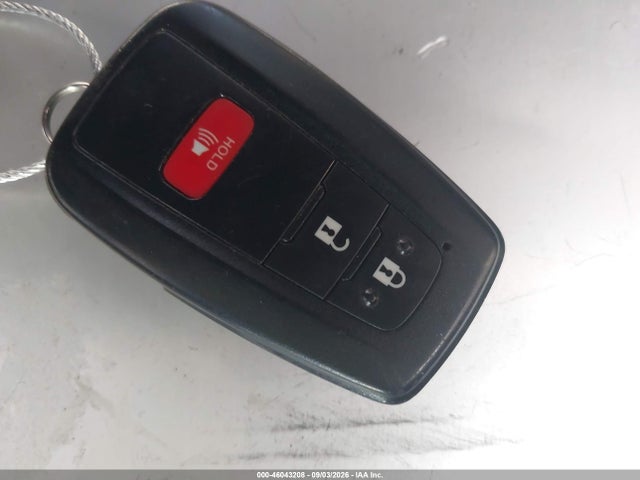 Toyota Rav4 Xle 2019 JTMW1RFV1KD504082 Image 11