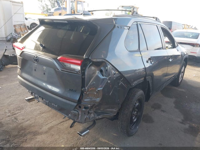 Toyota Rav4 Xle 2019 JTMW1RFV1KD504082 Image 4